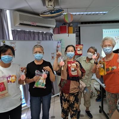 E1ede701 1424 4188 9790 47ac39aaa123 Small